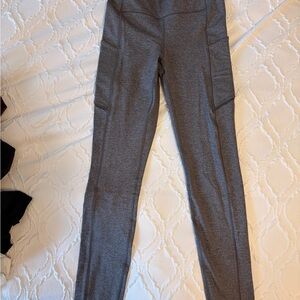 Women's Gray High-Waist Active Leggings with Side Pockets